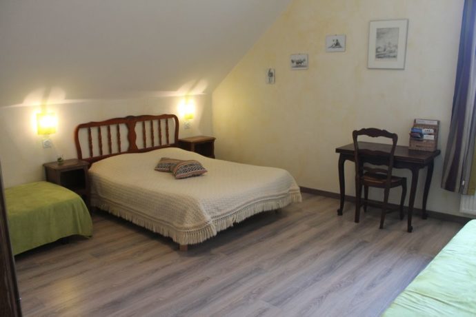 CHAMBRE FAMILIALE
