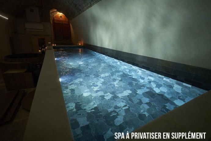Espace bien-être (sauna, bain nordique, bassin de nage)